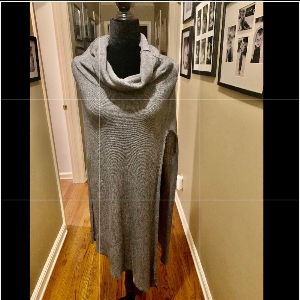 Allen B. by Allen Schwartz Grey Poncho